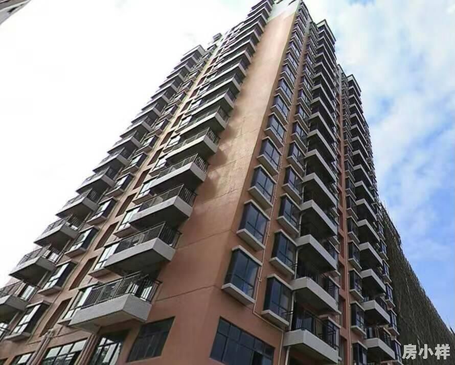 小產(chǎn)權(quán)房買(mǎi)賣(mài)合同是否有效？有哪些注意事項(xiàng)？