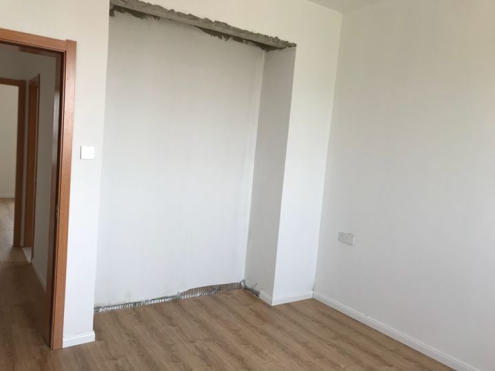 我們的房子掛了很久都無(wú)人問(wèn)津