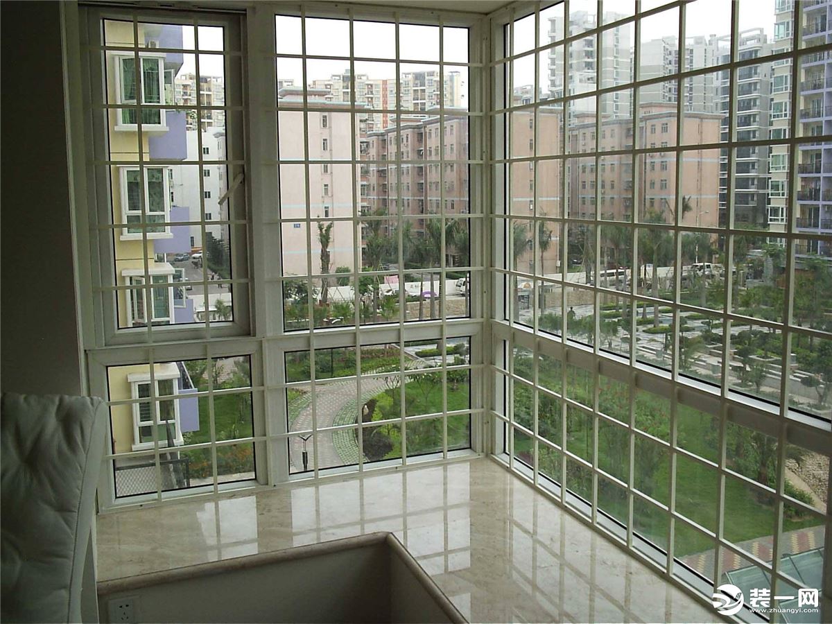 期間每個季度會給過渡費