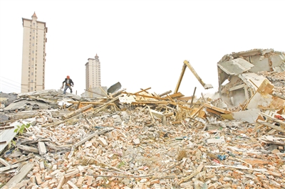 拆卸和建設(shè)進度一直吸引著文沖居民的關(guān)注