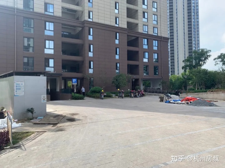 板塊內除紫璋臺外為融信天瀾