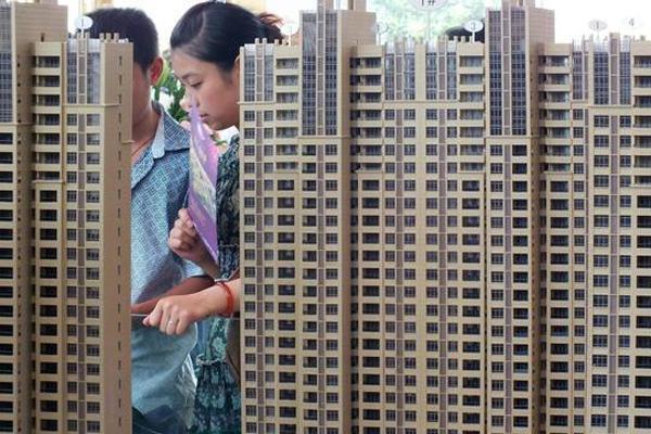 董某對(duì)兩個(gè)親戚說(shuō)了可以買到廣渠門回遷房